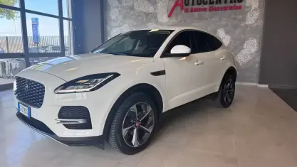 Usado Jaguar E-Pace R-Dynamic 163 CV (119 kW) 2021 Blanco SUV
