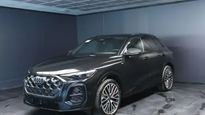 Nuova Audi Q5 S-Line 204 CV (150 kW) 2025 Grigio daytona SUV