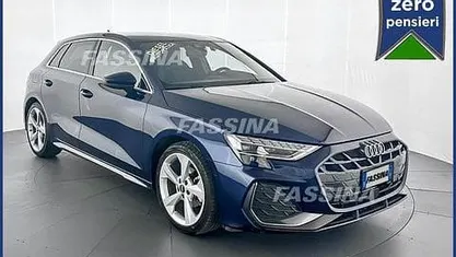 Usata Audi A3 Sportback Ambiente 150 CV (110 kW) 2025 Blu Utilitaria