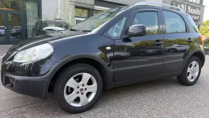 Usata Fiat Sedici 107 CV (78 kW) 2008 Nero SUV