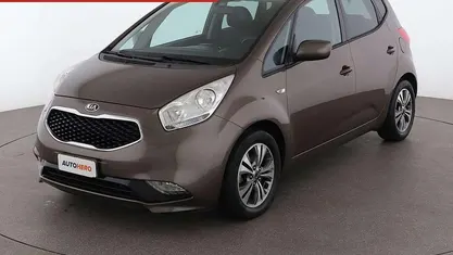 Usata Kia Venga 90 CV (66 kW) 2016 Marrone Utilitaria