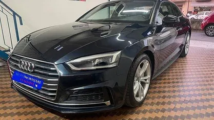 Usata Audi A5 Business 190 CV (139 kW) 2017 Blu Coupé