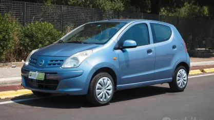 Usata Nissan Pixo Visia 68 CV (50 kW) 2011 Bluazzurro Utilitaria