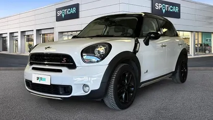 Usata Mini Cooper SD Countryman Business 143 CV (105 kW) 2016 Bianco SUV