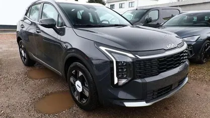 Nuova Kia Sportage 179 CV (131 kW) 2025 Vari colori SUV