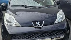 Nero Usata 2012 Peugeot 107 Allure Due volumi | 3999 € (Buon prezzo)