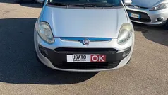 Grigio Usata 2011 Fiat Punto Evo Active Due volumi | 4300 € (Buon prezzo)