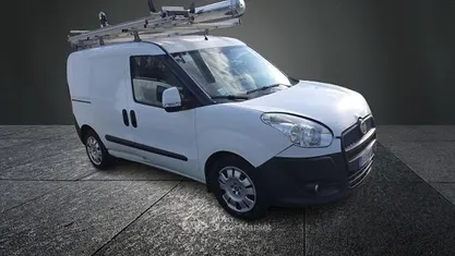 Usata Fiat Doblò 105 CV (77 kW) 2014 Bianco Monovolume