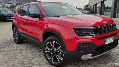 Usata 2024 Jeep Avenger Summit SUV | 24.400 € (Buon prezzo)