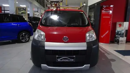 Rosso Usata 2017 Fiat Fiorino Monovolume | 5690 € (Ottimo prezzo)