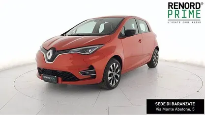 Usata Renault Zoe Zen 99 kW (135 CV) 2022 Rosso Utilitaria