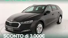 Nero tulipano perlato Usata 2024 Skoda Octavia Executive Station wagon | 28.900 € (Buon prezzo)