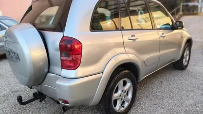 Usata Toyota RAV4 Sol 116 CV (85 kW) 2003 SUV