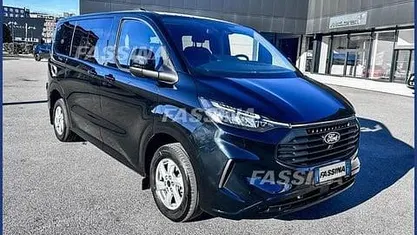 Usata Ford Transit Custom Titanium 136 CV (100 kW) 2025 Nero Station wagon