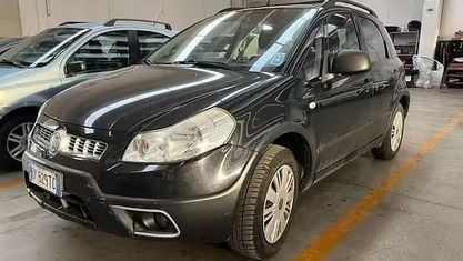 Usata Fiat Sedici Dynamic 120 CV (88 kW) 2009 Grigio SUV