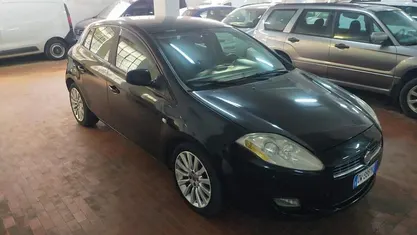 Usata Fiat Bravo 90 CV (66 kW) 2009 Nero Utilitaria