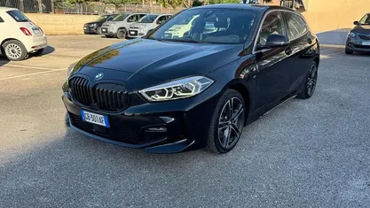 Usata 2021 BMW 118 M Sport Due volumi | 25.900 € (Buon prezzo)