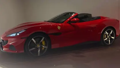 Usata Ferrari Portofino 620 CV (456 kW) 2023 Rosso Cabrio