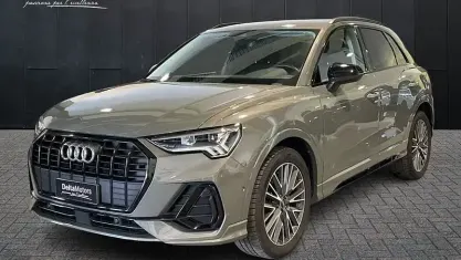 Begagnad Audi Q3 S-Line 150 HK (110 kW) 2023 Silver SUV