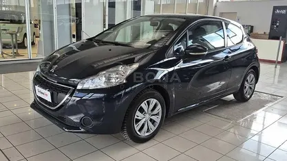 Usata Peugeot 208 2015 Utilitaria