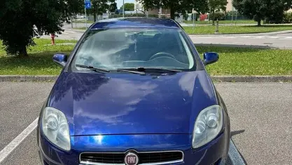 Usata Fiat Bravo Easy 120 CV (88 kW) 2012 Bluazzurro Utilitaria