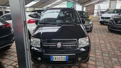Nero Usata 2012 Fiat Panda 4x4 Climbing Due volumi | 7900 € (Buon prezzo)