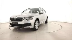 Argento Usata 2024 Skoda Kamiq Ambition SUV | 17.900 € (Buon prezzo)