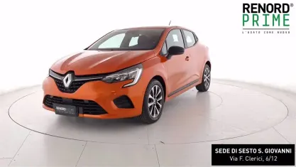 Usata Renault Clio Equilibre 91 CV (66 kW) 2023 Arancione Utilitaria