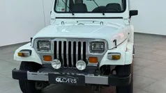 Usata 1991 Jeep Wrangler Laredo SUV | 15.900 €