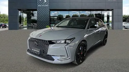 Grigio premiere Usata 2024 DS Automobiles DS4 Performance Line Plus Tre volumi | 27.900 € (Buon prezzo)