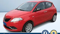 Rosso metallizzato Usata 2016 Lancia Ypsilon Gold Due volumi | 8500 € (Buon prezzo)