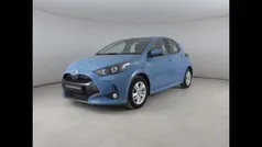 Usata 2021 Toyota Yaris Hybrid Active Tre volumi | 15.900 € (Buon prezzo)
