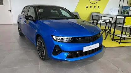 Usata Opel Astra Ultimate 156 CV (114 kW) 2023 Berlina