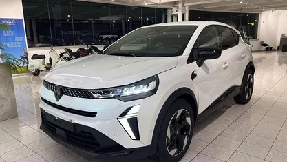 Bianco Nuova 2025 Renault Captur Techno SUV | 23.400 € (Buon prezzo)