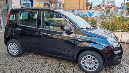 Nero Usata 2020 Fiat Panda Easy Tre volumi | 9900 € (Buon prezzo)