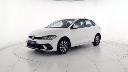 Usata VW Polo Life 90 CV (66 kW) 2022 Pure white Utilitaria