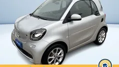 Argento metallizzato Usata 2019 Smart ForTwo Electric Drive Passion Tre volumi | 12.200 € (Buon prezzo)