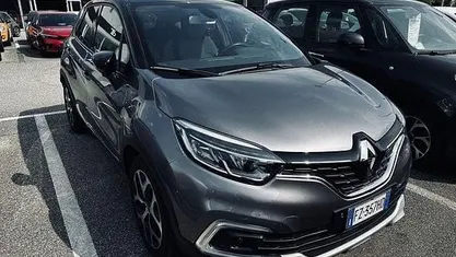 Usata 2019 Renault Captur SUV | 15.850 € (Buon prezzo)