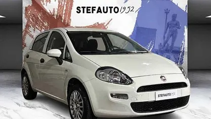 Usata Fiat Punto Lounge 69 CV (50 kW) 2018 Utilitaria