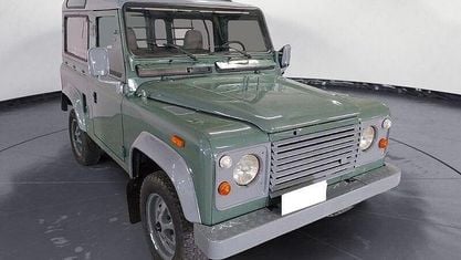 Usata Land Rover Defender 86 CV (63 kW) 1988 Verde SUV