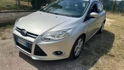 Usata Ford Focus 116 CV (85 kW) 2012 Grigio Berlina
