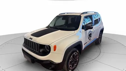 Usata Jeep Renegade Trailhawk 170 CV (125 kW) 2016 Bianco SUV