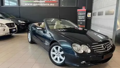 Usata Mercedes SL500 306 CV (225 kW) 2005 Nero Cabrio
