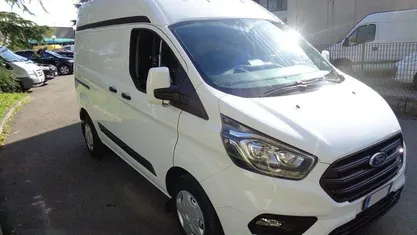 Occasion Ford Transit Custom Trend 131 ch (96 kW) 2023 Blanc Van