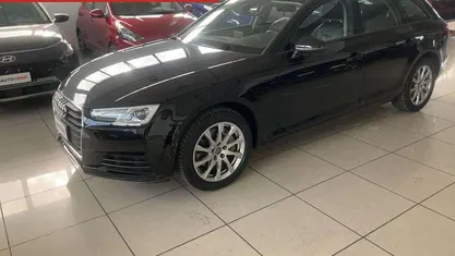 Nero Usata 2017 Audi A4 Station wagon | 16.399 € (Ottimo prezzo)