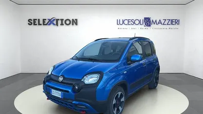 Blu Usata 2024 Fiat Panda Cross Cross Due volumi | 13.600 € (Buon prezzo)