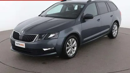 Usata Skoda Octavia Executive 116 CV (85 kW) 2017 Grigio Station wagon