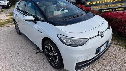 Usata VW ID.3 Pro 69 kW (95 CV) 2022 Bianco Utilitaria