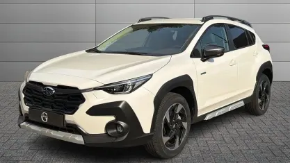 Usata Subaru Crosstrek Style 136 CV (100 kW) 2025 Bianco metallizzato SUV