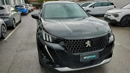 Usata 2022 Peugeot 2008 GT SUV | 18.950 € (Buon prezzo)